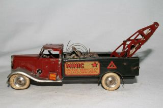 Triang Minic Windup Tin 1930 ' s Wrecker Truck, 2