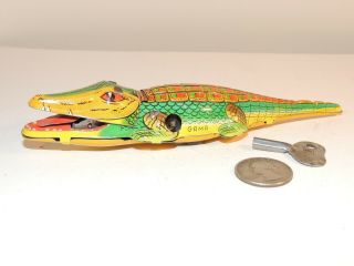 Wind Up Alligator Wagging Tongue Made In Western Germany Gama D.  B.  G.  M (8089)