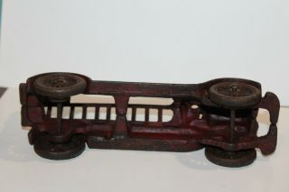 1920 ' S A C WILLIAMS CAST IRON LADDER TRUCK FIRE ENGINE W/ DRIVER LARGE 7.  5 