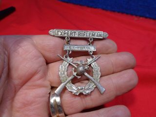 Vintage Military Usmc Us Marine Corps Marksman Badge Award Marksmanship