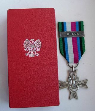 Polish Poland Wwii Armed Forces West Military Action Cross,  Breda Bar