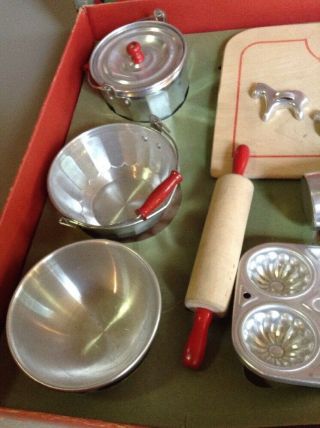Vintage Red Handle Childrens Cookware Baking Set Aluminum Pot Pan 5