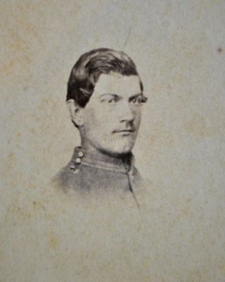 CDV of Civil War Light Artillery Soldier - Arlington,  Virginia 2
