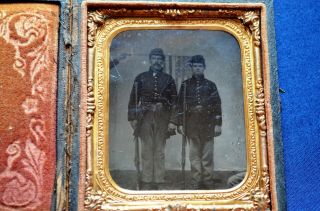 1/6 Plate Tintype of 2 Civil War Soldiers; Well Armed w/ Accouterments 2