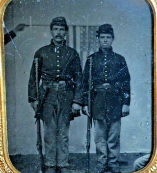 1/6 Plate Tintype of 2 Civil War Soldiers; Well Armed w/ Accouterments 3