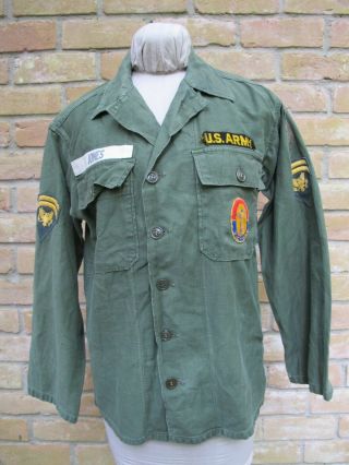 Vintage 1962 Early Vietnam War US Army 1st Infantry Division NAMED Shirt,  SMALL 5