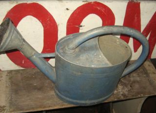 The Best Very Large Watering Can Best Form,  Size Best Old Blue Paint Aafa Nr