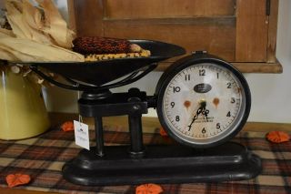 PRIMITIVE COUNTRY FARMHOUSE ANTIQUE LOOK SCALE WITH CLOCK HOME DECOR 3