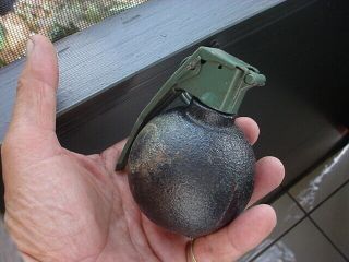 Vietnam Practice inert Dummy Hand Grenade US Military Training. 9