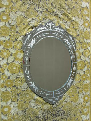 Elegant Venetian Style Etched Glass Wall Mirror 30 " X 20 "