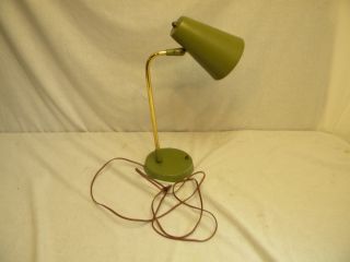 Vintage Lightolier Pivoting Desk Light Classic Mid Century Design Green