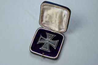 Wwi Prussian 1914 Iron Cross 1st Class Marked " 800 " In Case - Vaulted