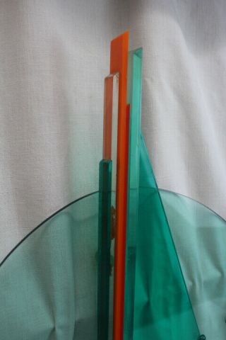 Unique Mid - Century Modern Lucite Acrylic Hanging Wall Clock 3