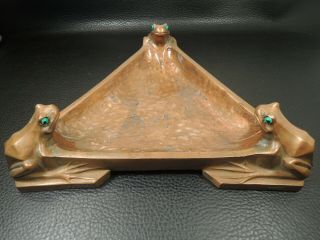 Arts Crafts Nouveau Secession Pewter Copper Plate Triangular Three Frogs Taray