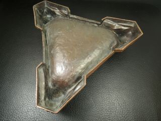 Arts Crafts Nouveau Secession Pewter Copper plate Triangular Three frogs taray 7