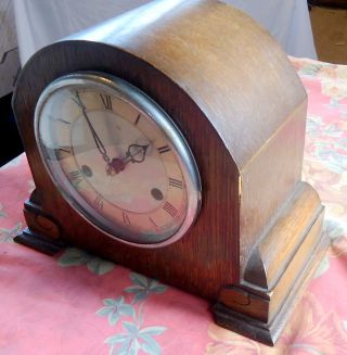 SMITHS ENFIELD.  Art Deco.  Chiming Mantel Clock,  Oak.  and Chimes 3