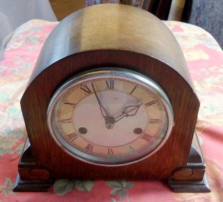SMITHS ENFIELD.  Art Deco.  Chiming Mantel Clock,  Oak.  and Chimes 6