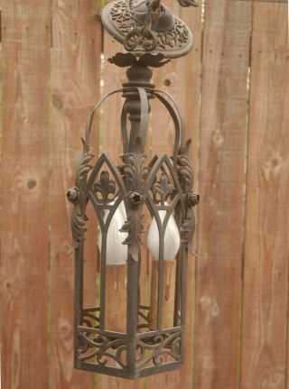 Vintage Gothic Style Antique Pendant Light,