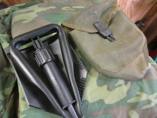 Us Army Vietnam Era M1967 Tri - Fold E - Tool With Cover