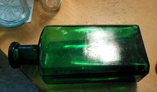 Green,  Druggist Bottle: RAMSDELL 5th AVE,  N.  Y. ,  Balto.  Made - Carr - Lowrey. 10