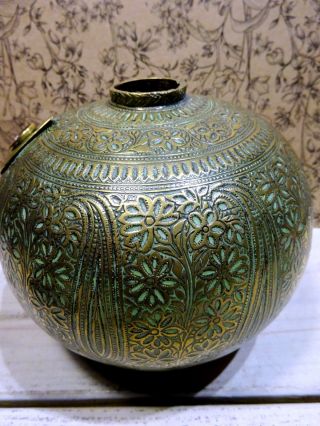 EARLY ANTIQUE ENGRAVED BRASS HOOKAH BASE LAHORE MUGHAL INDIA ISLAMIC altered 8