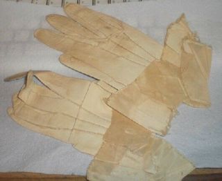 Civil War Ladies Ribboned Wedding Gloves From Word Trunk