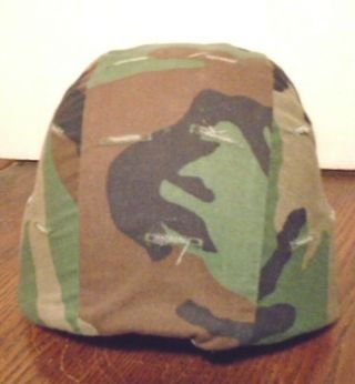 UNITED STATES OF AMERICA MILITARY MADE WITH KEVLAR HELMET W/ CAMO COVER X - SMALL 3