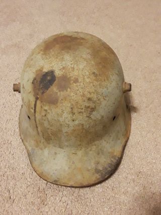 German Army World War 1 Steel Army Helmet - model M16 ? 2