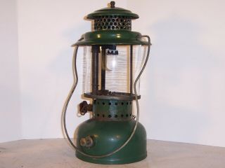 Vintage lantern,  AGM model 3470,  American Gas Machine,  kerosene,  military,  1940 5