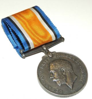 Ww1 British Or Cef Officers Silver War Medal W/ Ribbon Lieut.  W.  G.  Douglas
