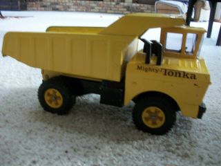 tonka mighty dump truck first full year production 1965 cool very good tuff toy 4