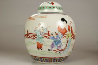 8: A large Chinese famille rose ginger tea jar vase 19th/20thc 3