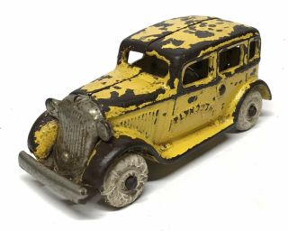 Rare Arcade 1934 Plymouth Sedan 5 " Coupe Car Hubley Kenton Cast Iron Truck