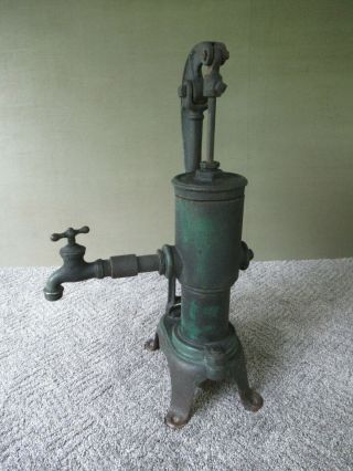 Antique Water Well Pump w/Spigot BARNES MFG Cast Iron MANSFIELD OH,  Green Paint 10
