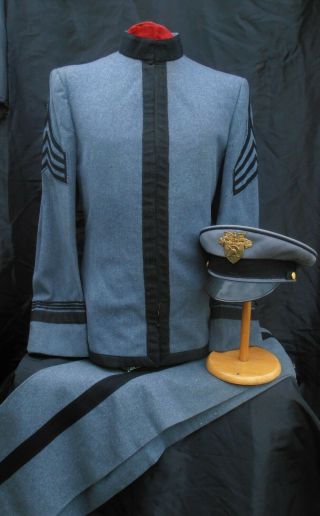 United States Army - West Point Military Academy - Cadets Uniform & Cap - Usma