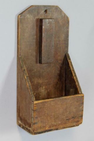 A Fine Early 19th C Hanging Wall Scouring Box Great Shaped Top Old Attic Surface
