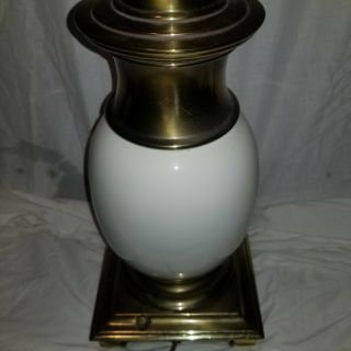 Vintage Heavy Stiffel Ostrich Egg Shape Porcelain Brass Table Lamp EXC 4