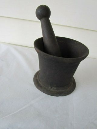Antique Cast Iron Mortar & Pestle 8lbs.  Numbered 5