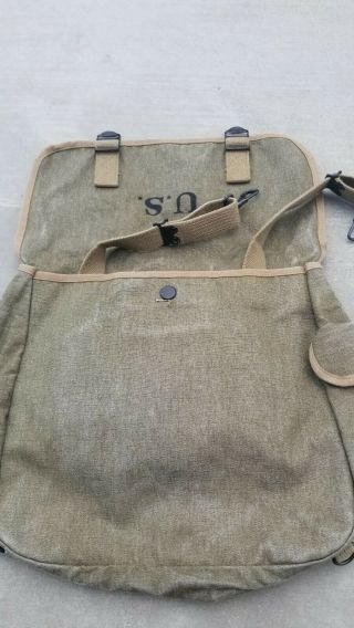 WW II U.  S.  Musette Bag,  2 Canteen Cvrs.  and 2 Orig.  Canteens Transitional,  Exc. 12
