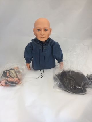 Vintage 1975 Kenner Hugo Man of a Thousand Faces with Box & Accessories 2
