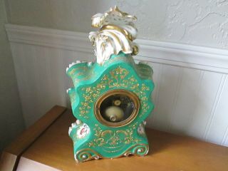 19th Century French Rococo Porcelain Mantle Clock 5