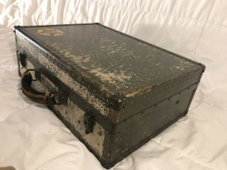Shipping: Vintage Wwii Era Military Suitcase