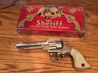 Vintage 1940’s Cast Iron Sheriff Cap Gun And Unfired Mib - Boxed -