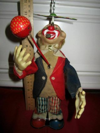 Vintage Battery operated Tin Toy clown Made In Japan Lighted Ball Moves 2