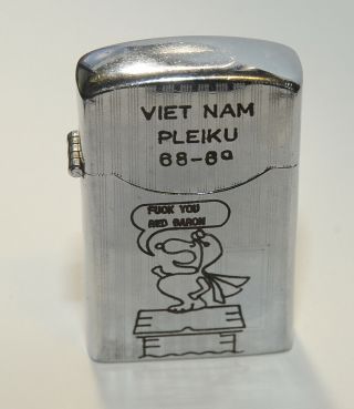 Vintage 1968 - 69 Vietnam Pleiku Engraved Zenith Lighter Snoopy Flying Ace N Ce