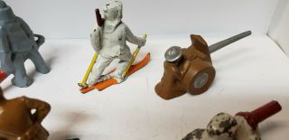 VINTAGE BARCLAY,  MANOIL,  LEAD FIGURES SNOW SOLDIERS & OTHERS 7