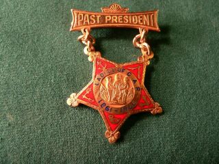 Ladies Of Gar – Past President Pin,  Gold Filled.  Nr