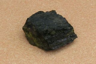 Mineral Specimen Of Corvusite With Uraninite/coffinite From Utah