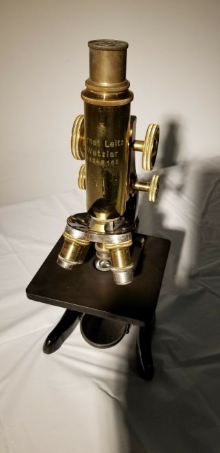 Leitz Wetzlar antique microscope with case 10