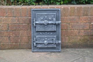 32 X 47 Cm Old Cast Iron Fire / Bread Oven Door/doors /flue/clay/range Pizza